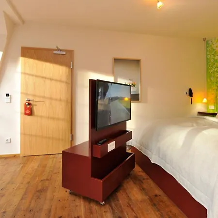 Hotel Romantik Meisenheimer Hof 3*