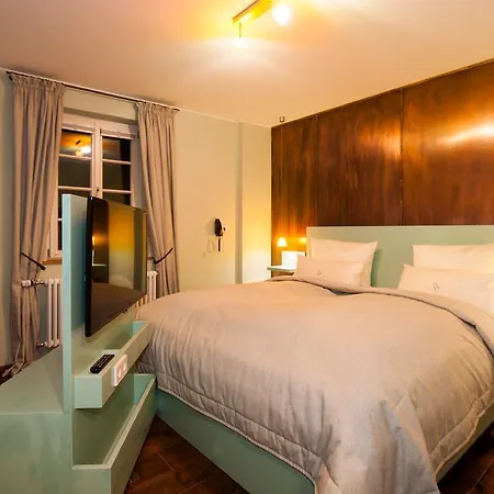 Hotel Romantik Meisenheimer Hof 3*