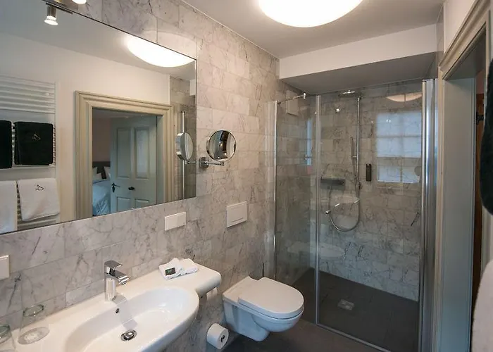 ホテル Romantik Meisenheimer Hof 3*